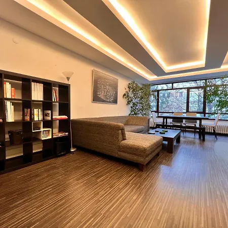 A Luxury Apt 170 M2 3 Bedroom 2 Bathroom At Bestekar Avenue At The Heart Of