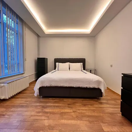 A Luxury Apt 170 M2 3 Bedroom 2 Bathroom At Bestekar Avenue At The Heart Of Apartment *