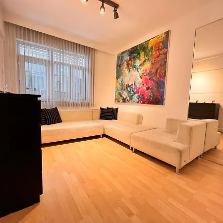 A Luxury Apt 170 M2 3 Bedroom 2 Bathroom At Bestekar Avenue At The Heart Of Apartment