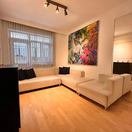 A Luxury Apt 170 M2 3 Bedroom 2 Bathroom At Bestekar Avenue At The Heart Of Apartment Ankara